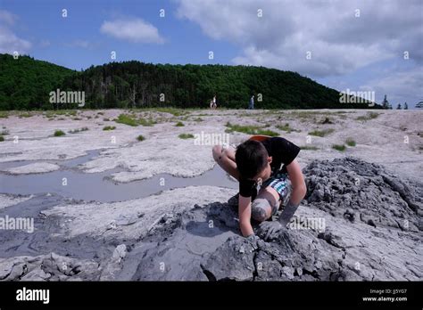 cleaning mud Russia|russian mud conditions.